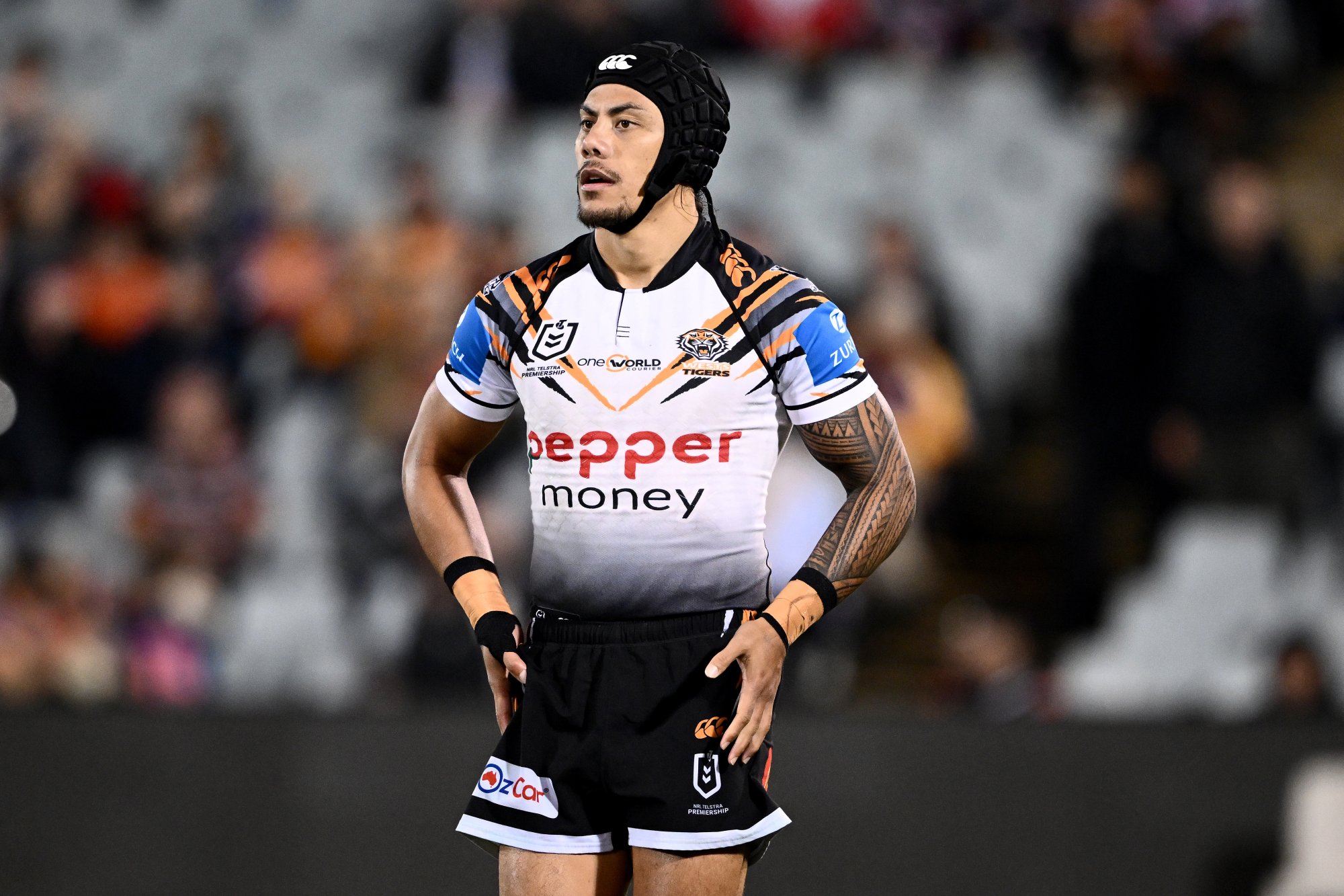 Wests Tigers praise skipper after early release call