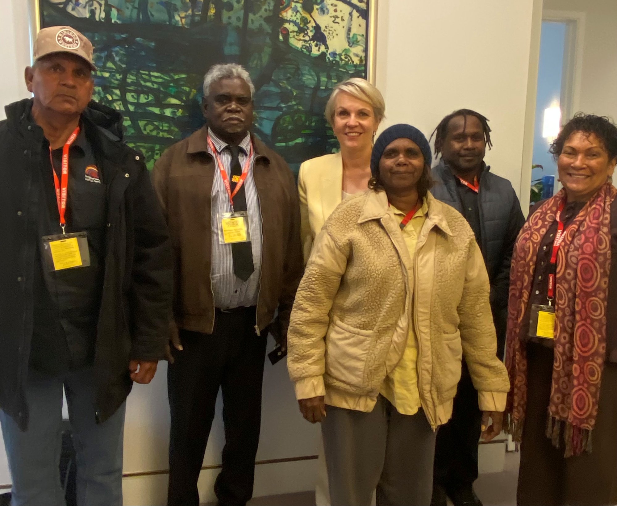 NT Aboriginal leaders urge return of direct homeland funding amid infrastructure concerns