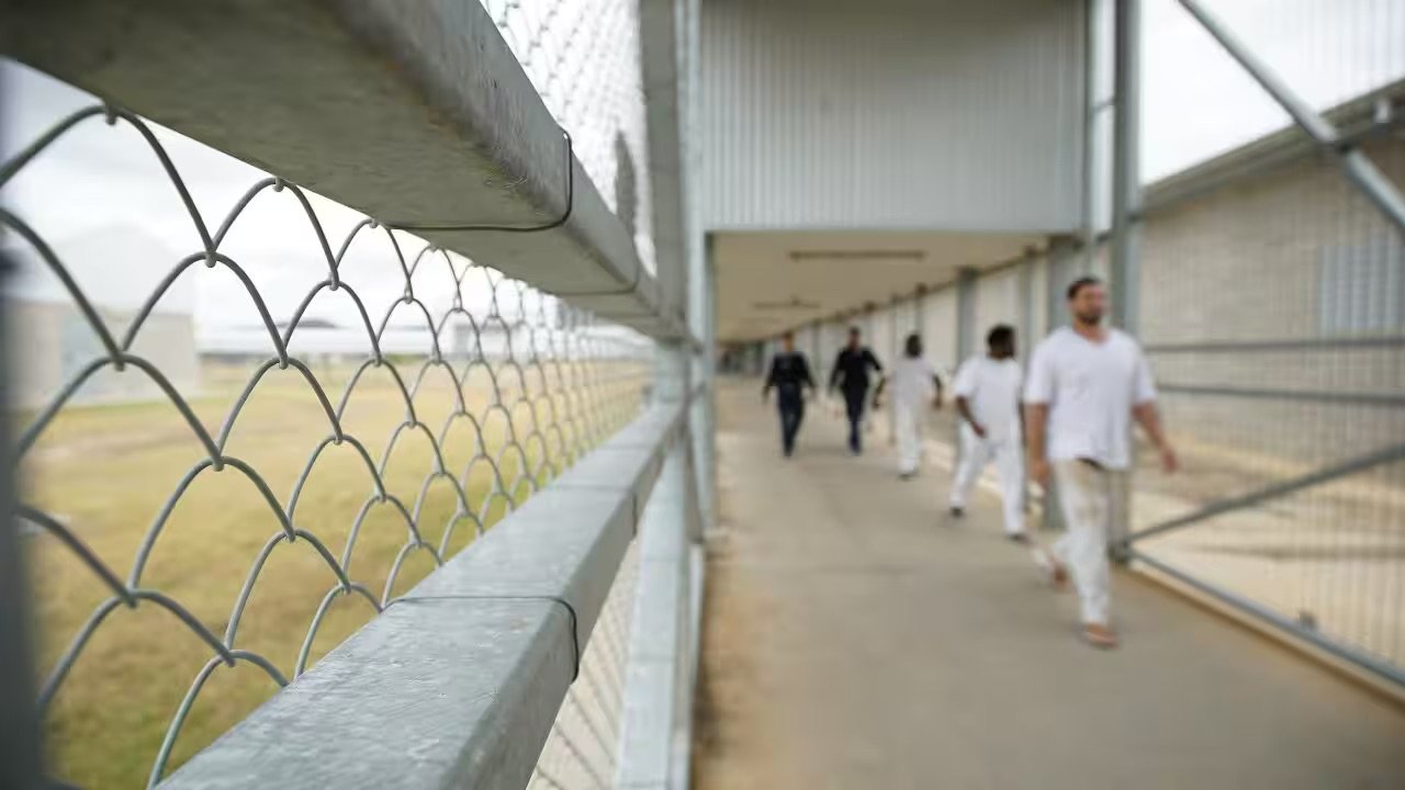 Queensland bill would let prison officers bypass human rights assessments
