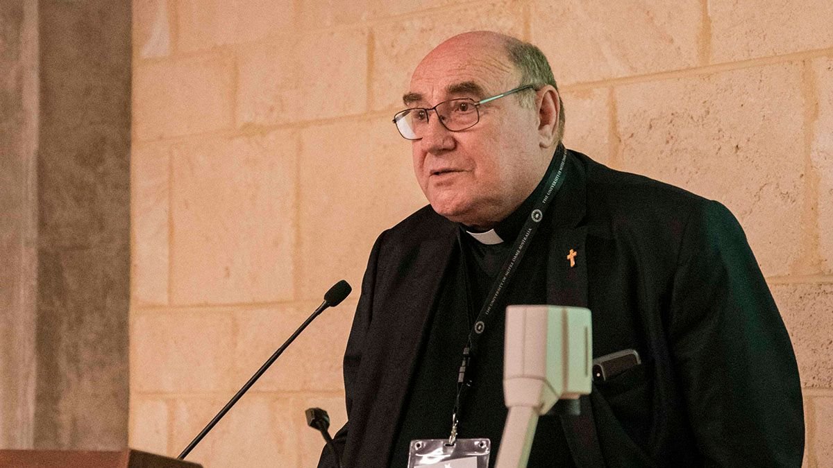 Bishop's victims praised for bringing down powerful man