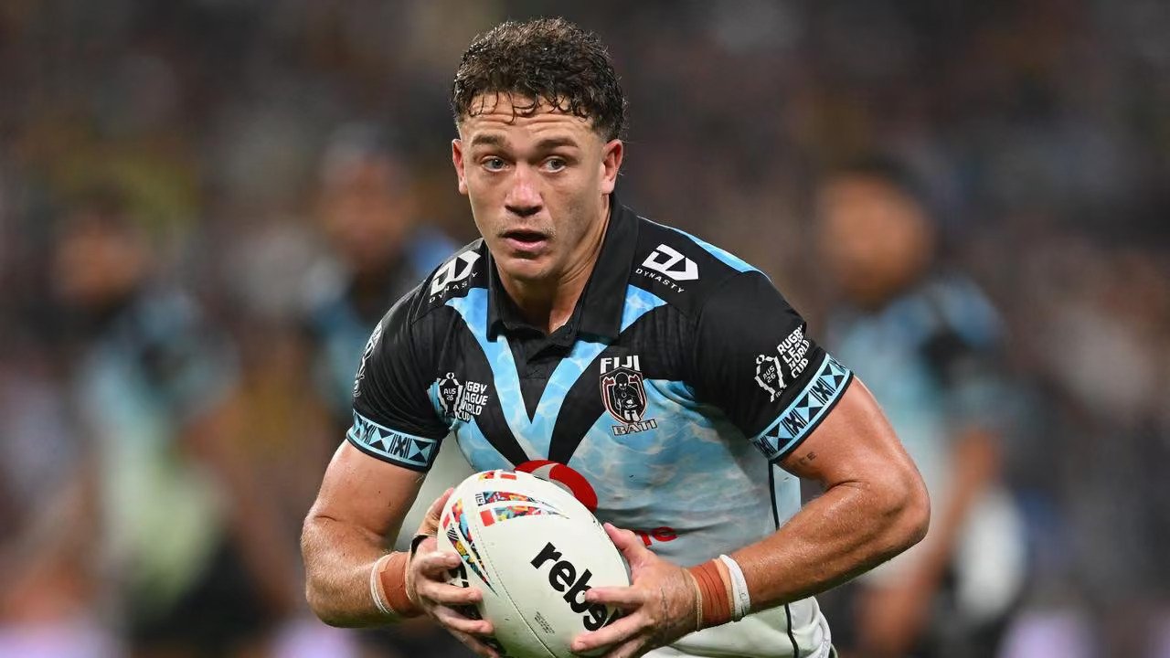 Fiji star playmaker gives Dolphins a good No.6 headache