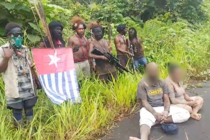 Separatists claim responsibility for killing Papuans accused of acting on behalf of Indonesian forces