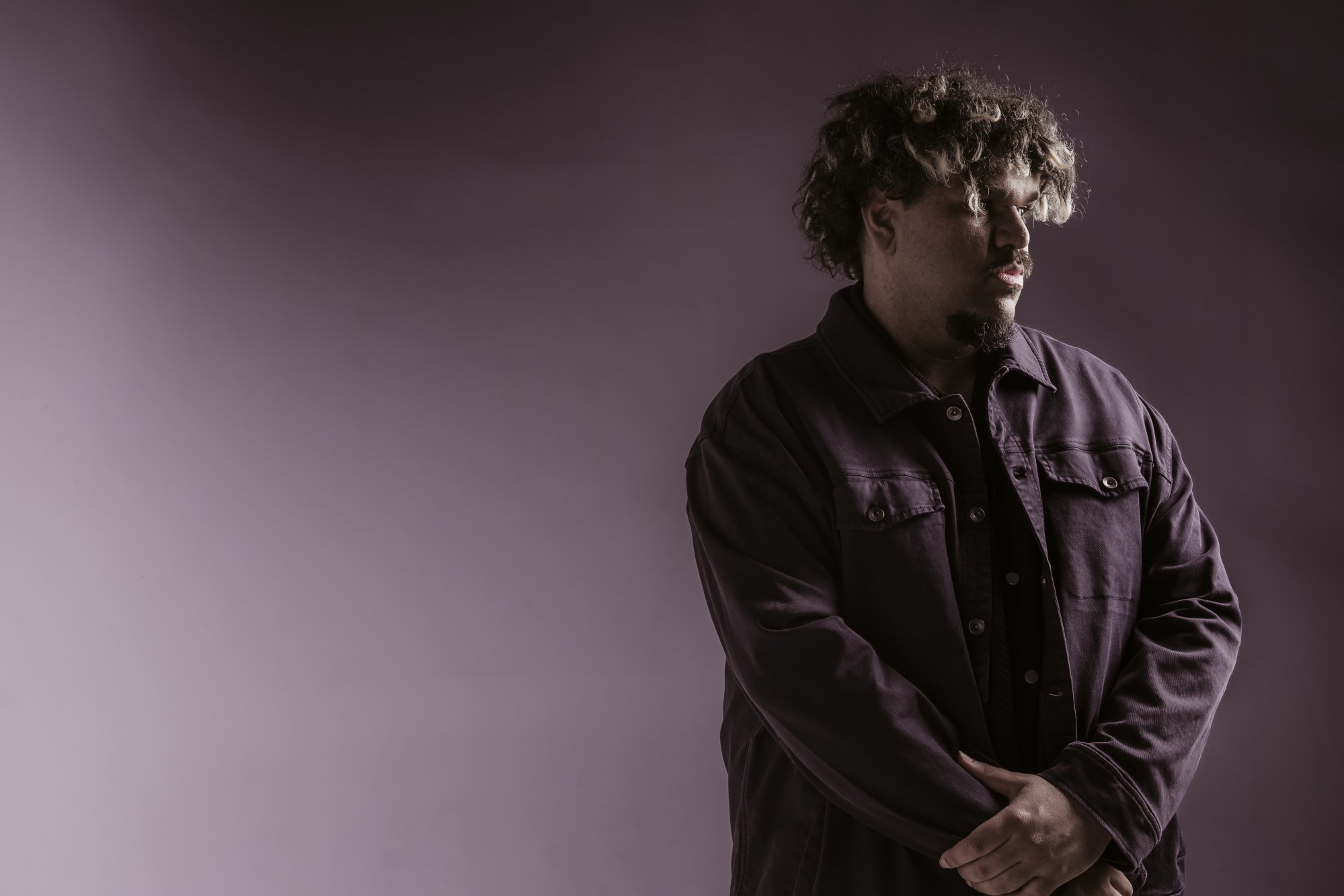 Kayps shares new single ‘SHIPS’ with Flewnt and JJ Vacant
