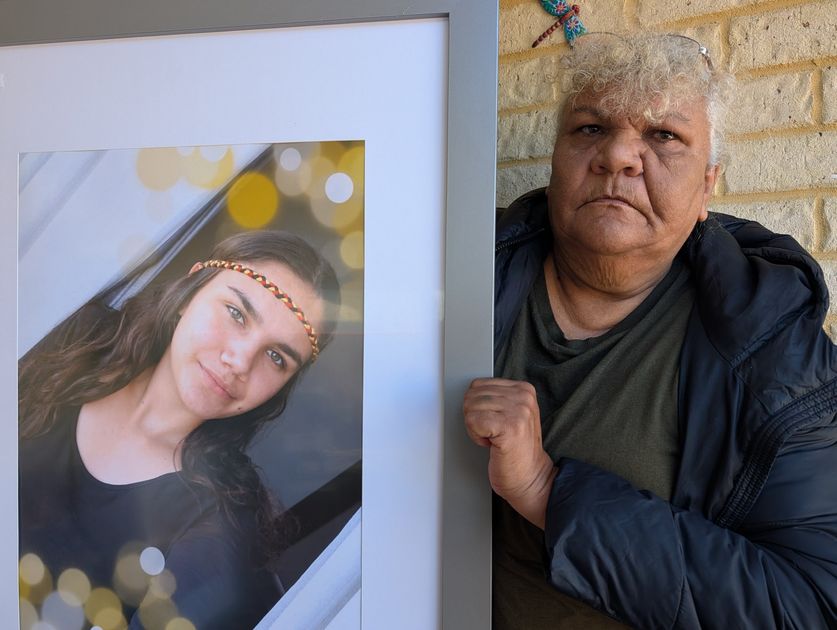 Exclusive: 'Her children were her world' - Family seeks answers after death of young mother separated from her kids