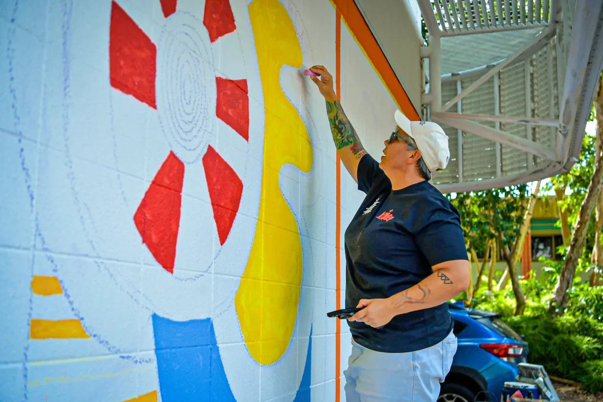 Indigenous university director to paint at Darwin Street Art Festival
