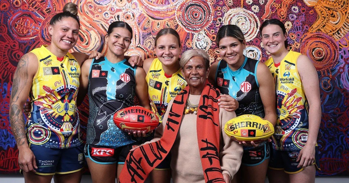 AFLW players more likely to experience racism than male counterparts, survey suggests