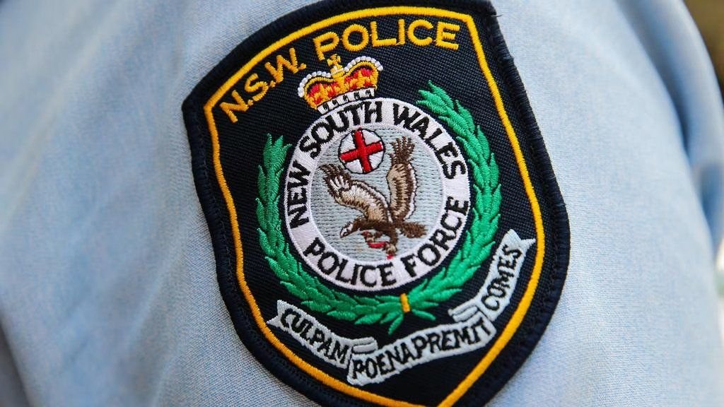 NSW makes knife wanding powers permanent amid concerns over police discretion