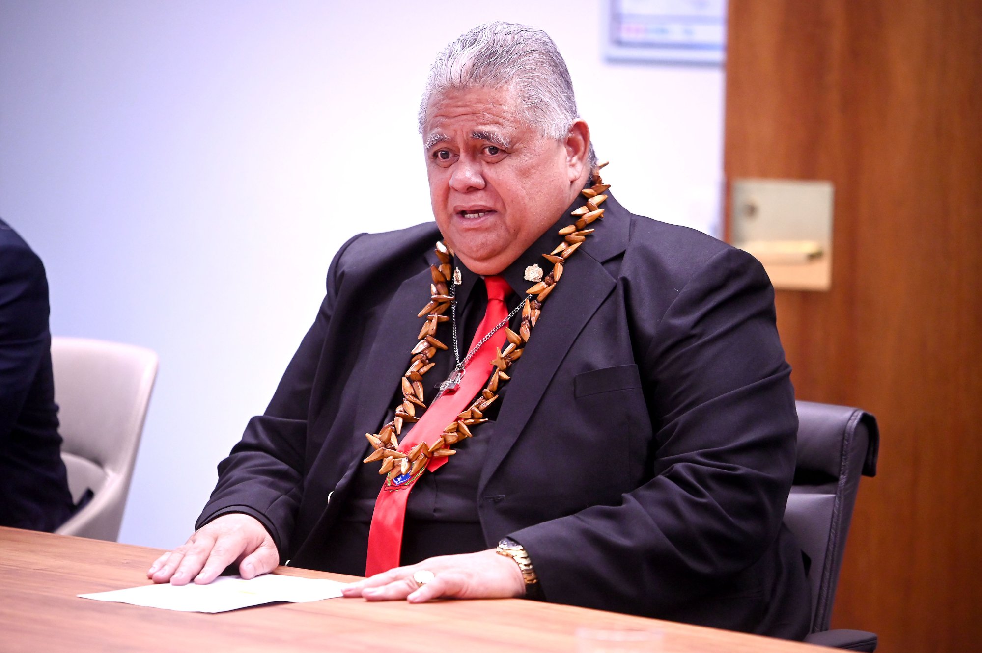 Samoa PM apologises for Nazi gesture and Hitler comment