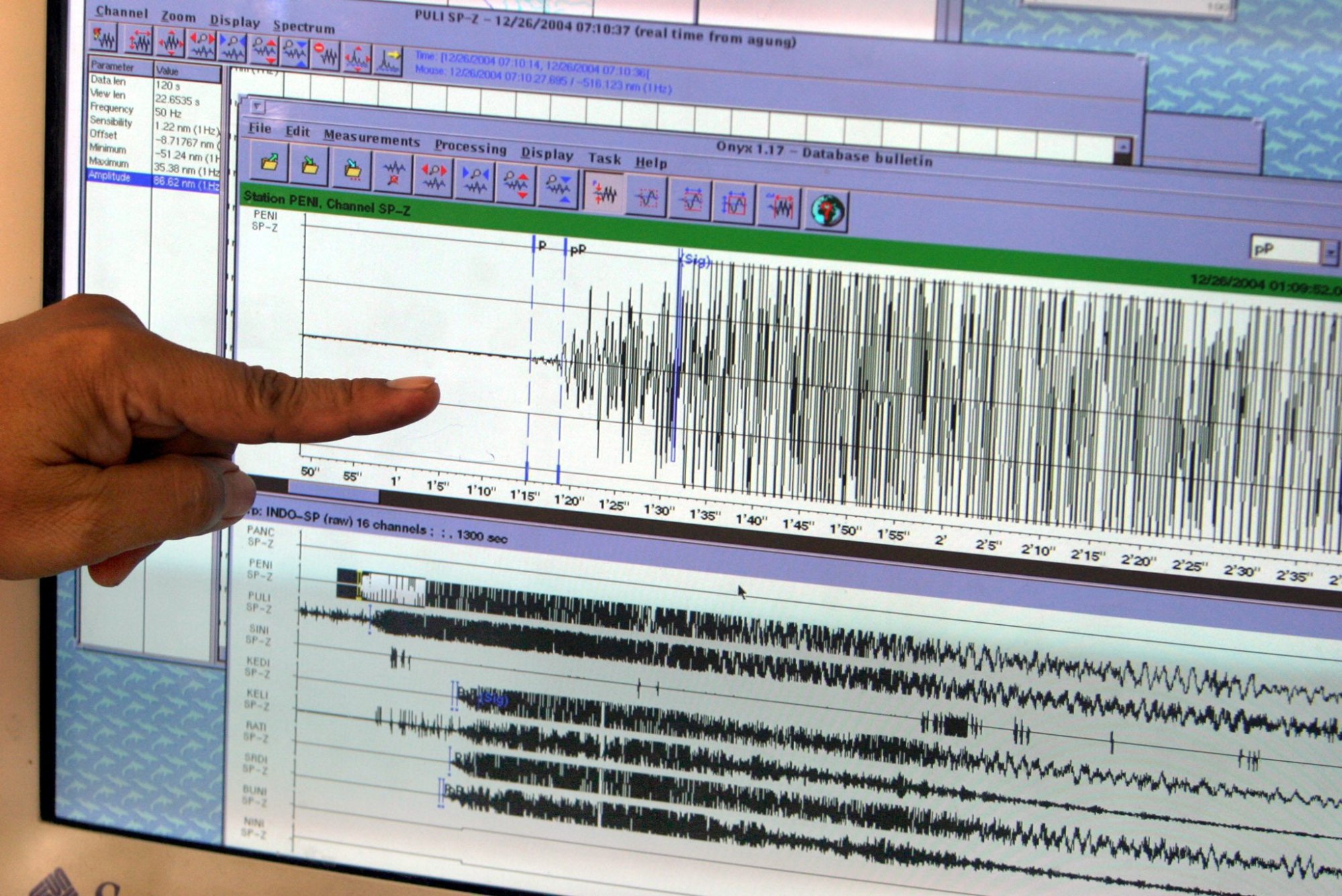 Magnitude 5.8 earthquake strikes Papua New Guinea
