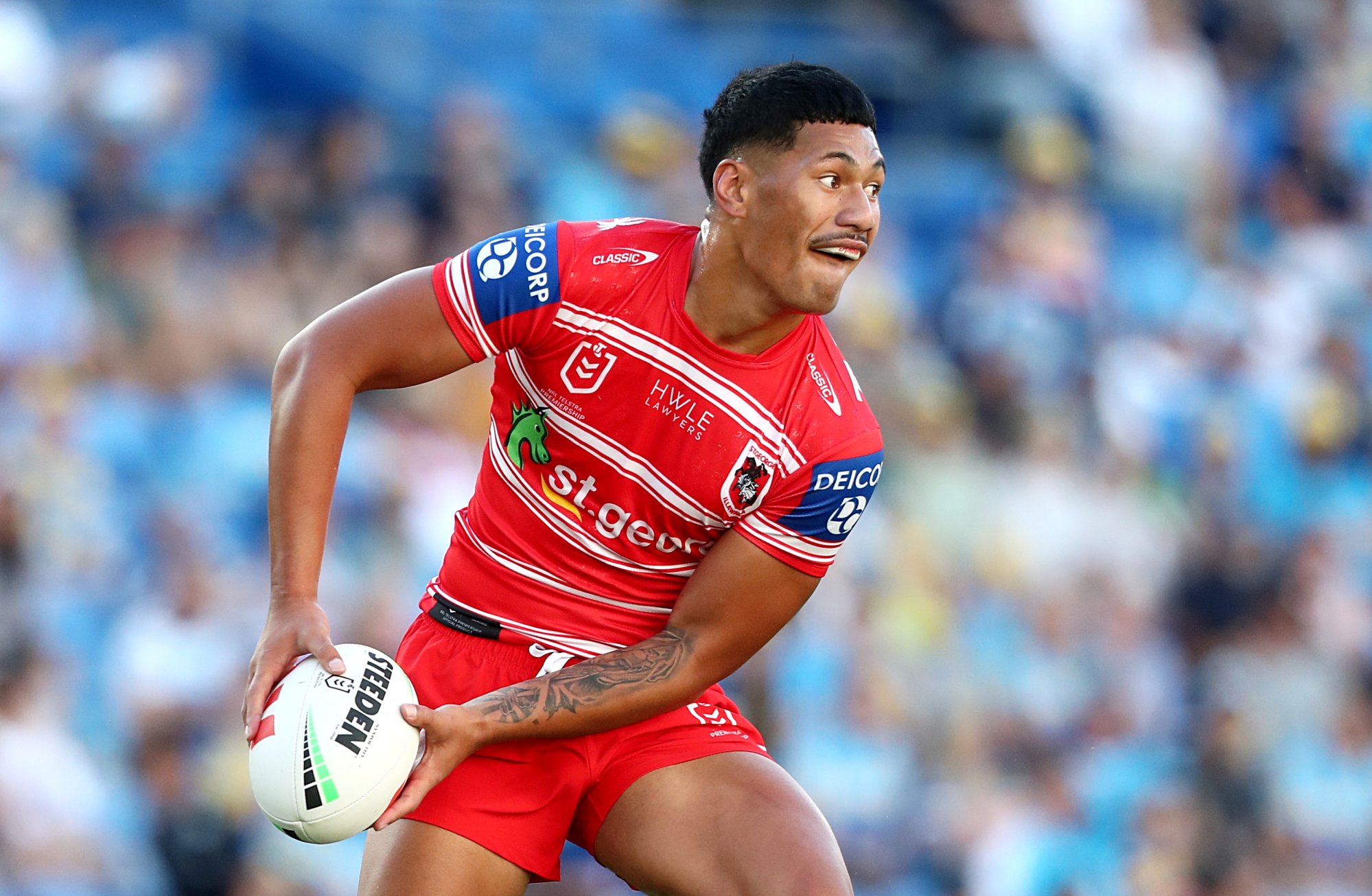Push on for ex-Dragons half to come back in World Cup