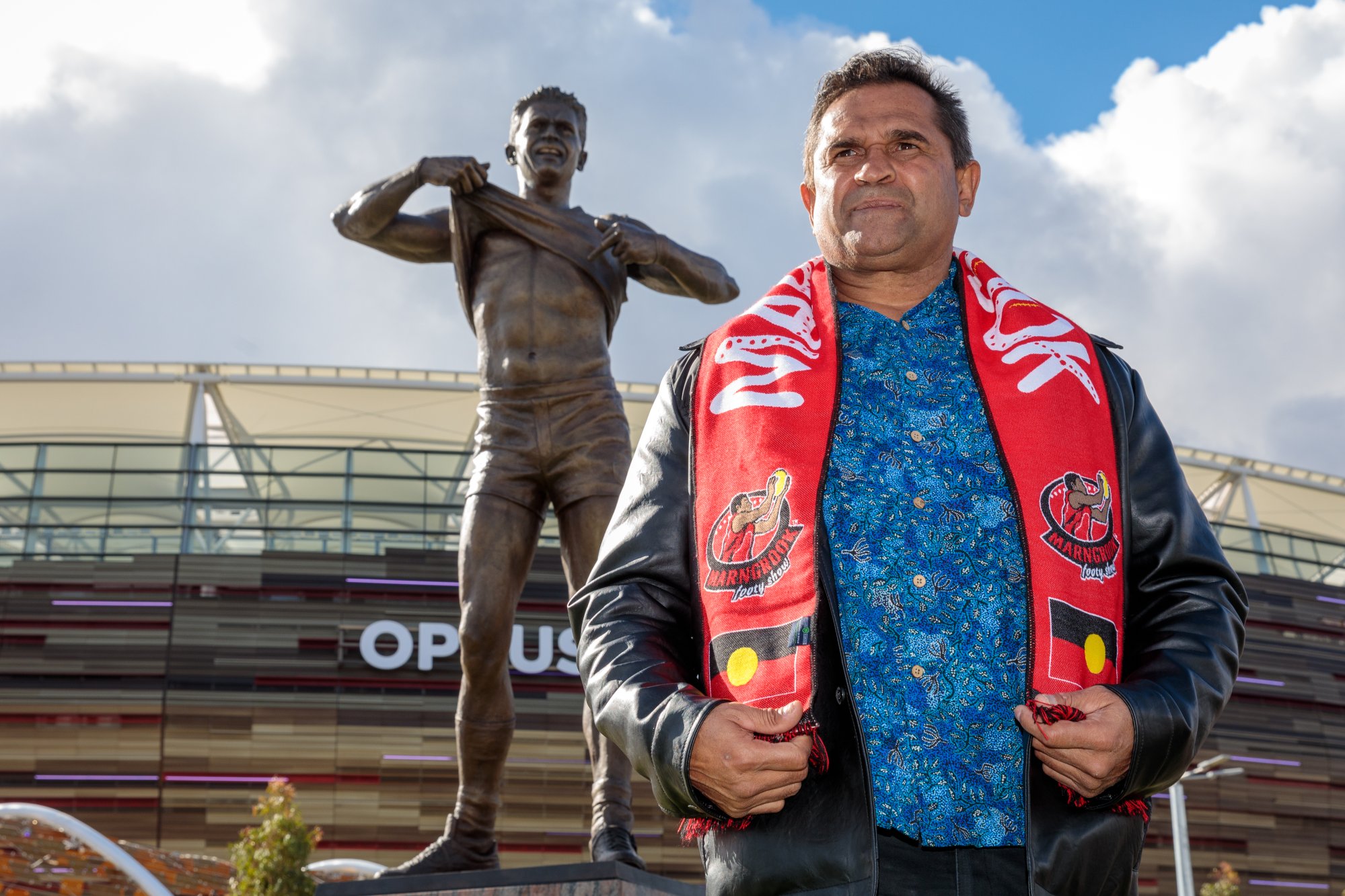 Nicky Winmar's statue to be removed after assault conviction