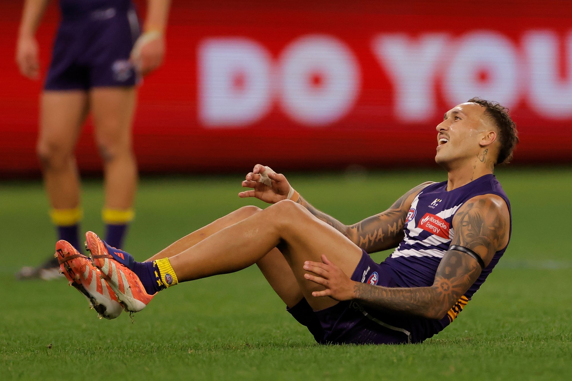 Freo manage Bolton's 'one-weeker', Rosas returns for Swans