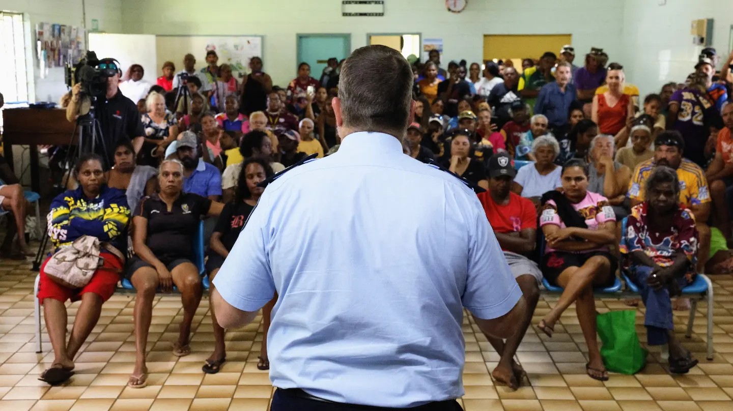 Far North Police District Superintendent Kevin Goan speaking at Sunday's community meeting. Image - Facebook.