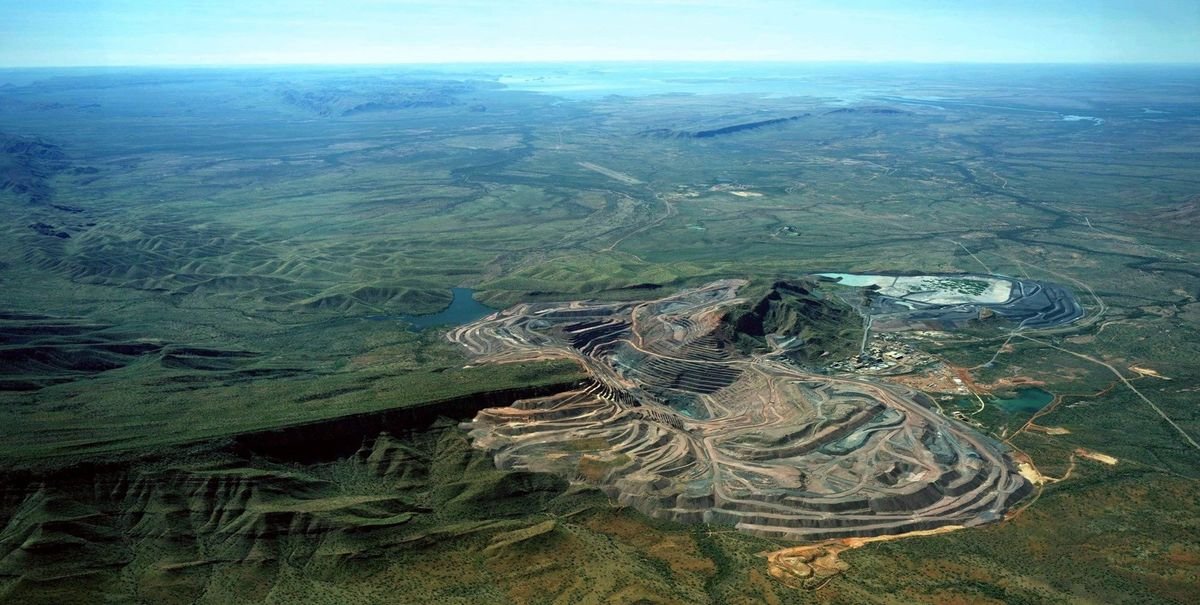 Argyle mine handback ‘a long way down the track’ as pink diamond controversy draws attention