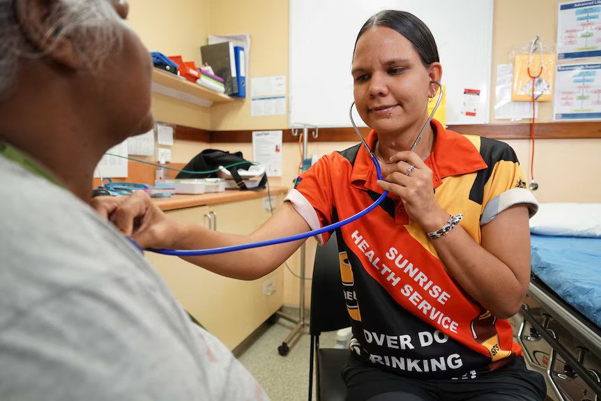 Centre for Indigenous People and Work research leads to historic pay rise and recognition for First Nations care workers