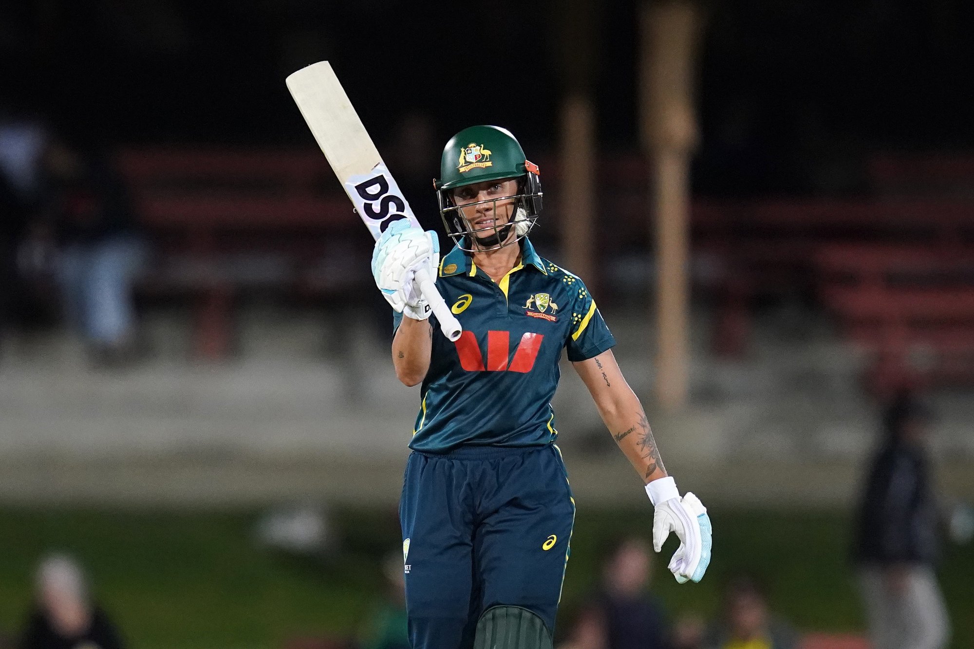 Gardner produces with bat and ball to surge Australia to series win over White Ferns